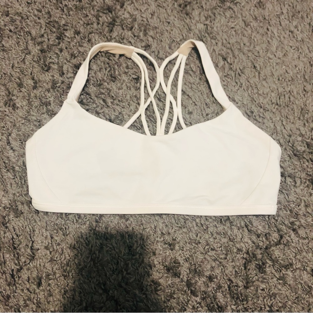 Lululemon Free To Be Zen Bra